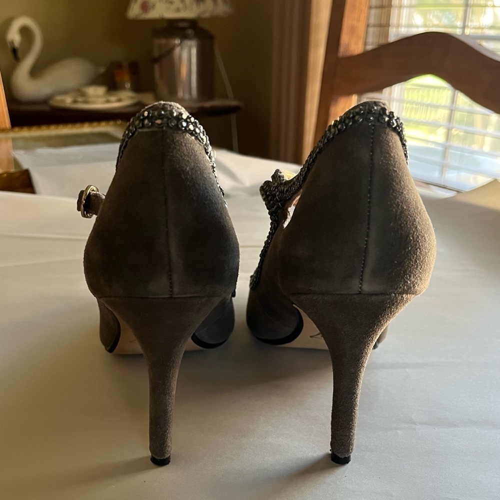 Anthropologie Miss Albright Taupe/Gray Mary Jane Suede embellished Stilleto sz 9 - Picture 3 of 11